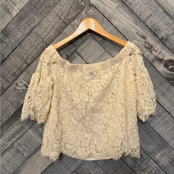 Jessica Simpson Cream Off Shoulder Lace Blouse. Boho Beachy Whimsical Fairy Core - Picture 2 of 8